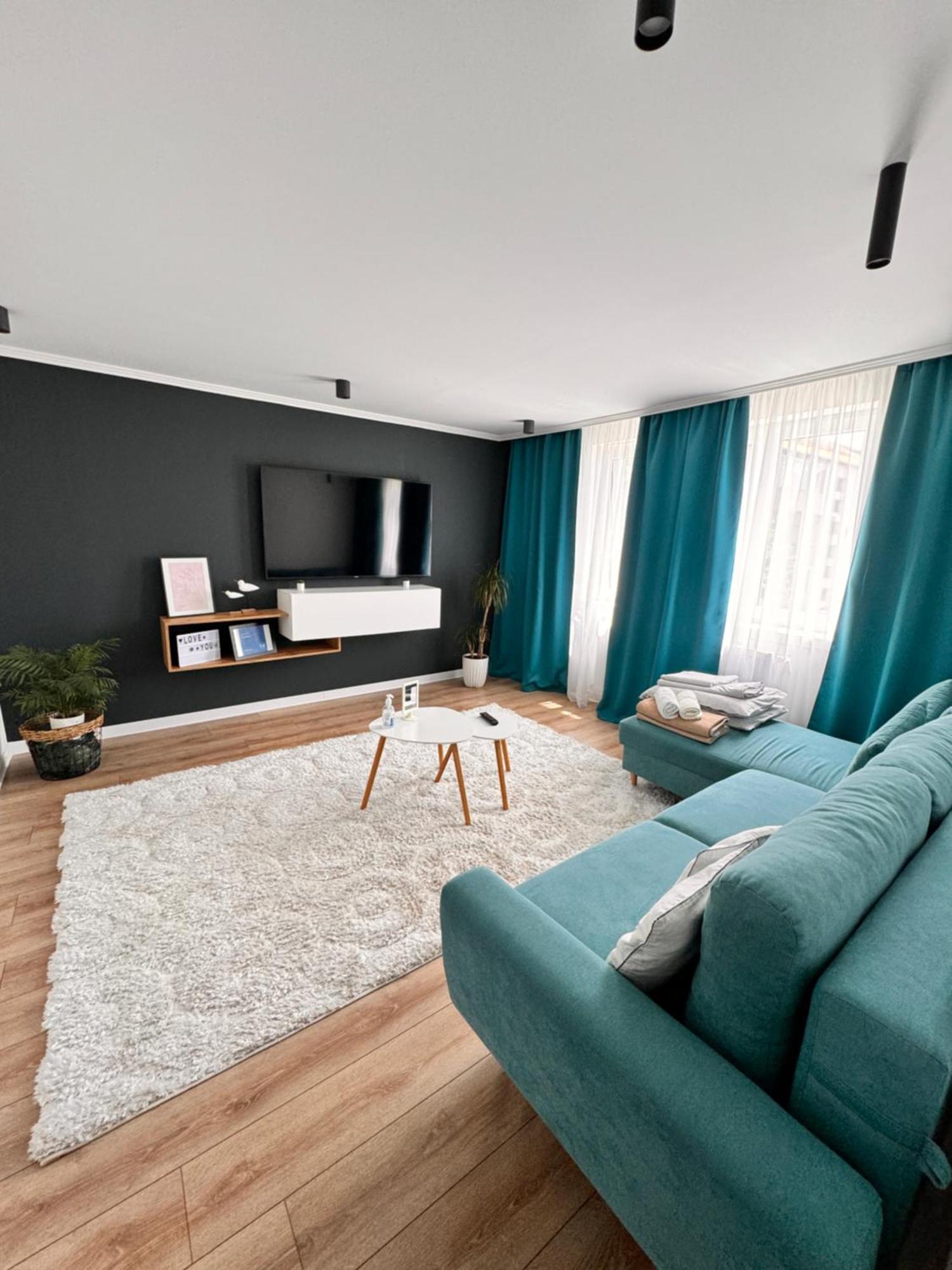 Caris Home Hunedoara Eksteriør billede
